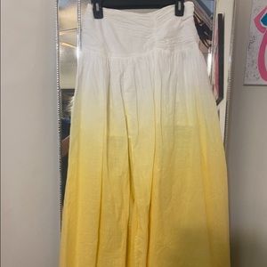 pretty maxi skirt w/ slit